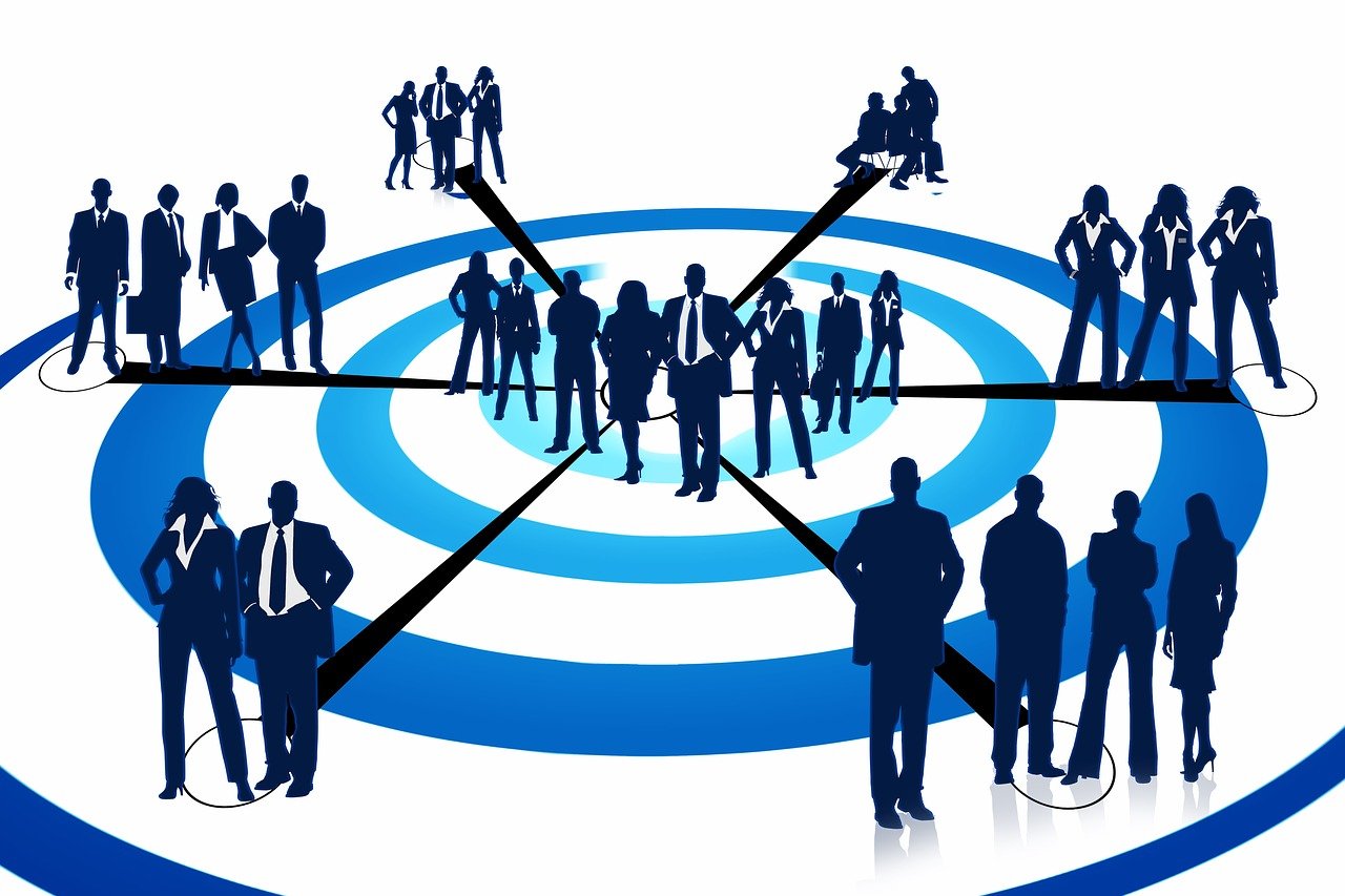 découvrez l'importance de la délégation dans le management. apprenez comment cette compétence essentielle peut améliorer l'efficacité de votre équipe, favoriser la confiance et libérer du temps pour se concentrer sur des tâches stratégiques. explorez des conseils pratiques pour déléguer efficacement et optimiser vos performances professionnelles.